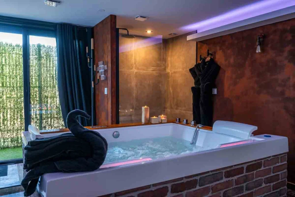 suite avec jacuzzi privé dans les Bouches du Rhone